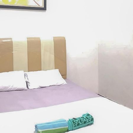 Waringin Guest House Tegal Mitra Reddoorz Экстерьер фото
