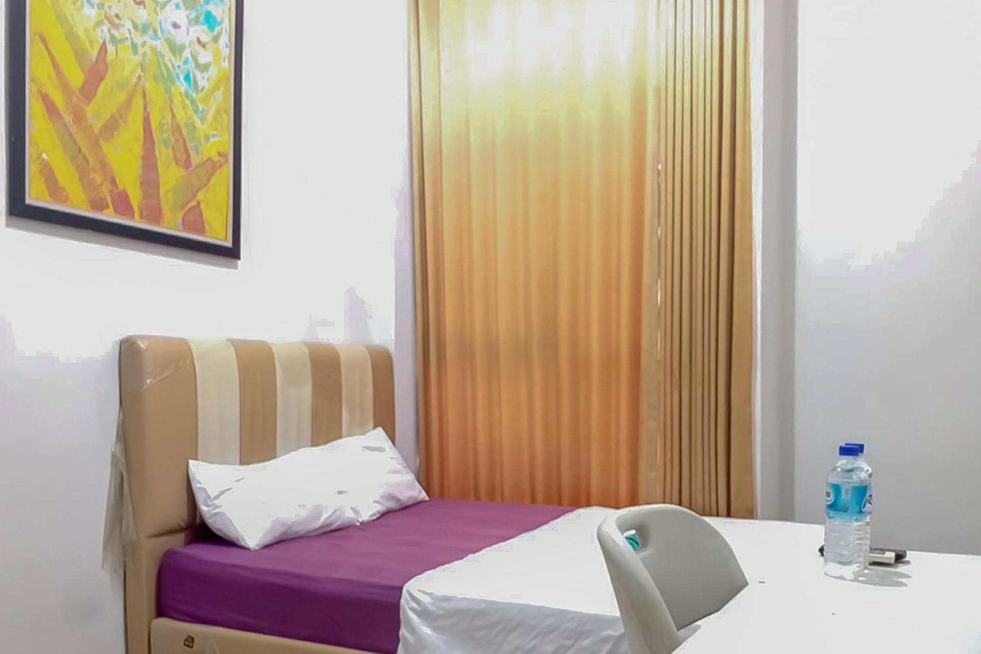 Waringin Guest House Tegal Mitra Reddoorz Экстерьер фото